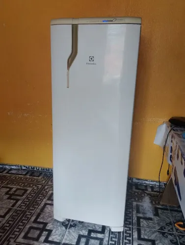 Geladeira Eletrolux