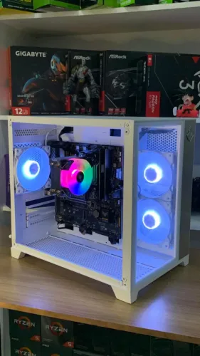PC GAMER - RYZEN 7 8700G - 16GB DE RAM - SSD 1TB