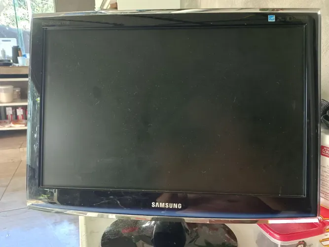 Monitor Samsung t190 19 polegadas 