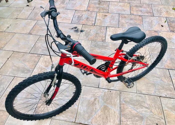 Bike Caloi Max aro 24, 21 velocidades, tamanho médio