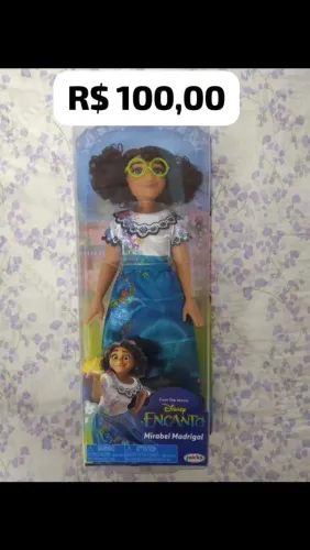 Boneca Encanto - Mirabel