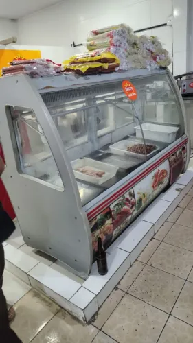 Balcão Gelopar tendal de 2 m, 220 volts.