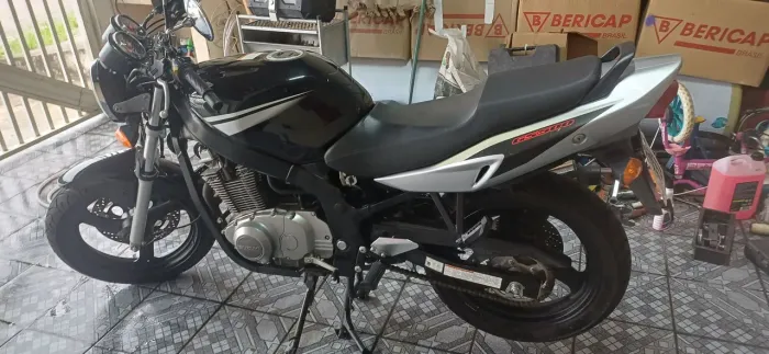 SUZUKI GS500E NOVA 3500KM