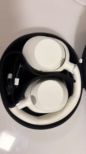Sony Headset ULT WEAR (WH-ULT900N), modelo YY2981