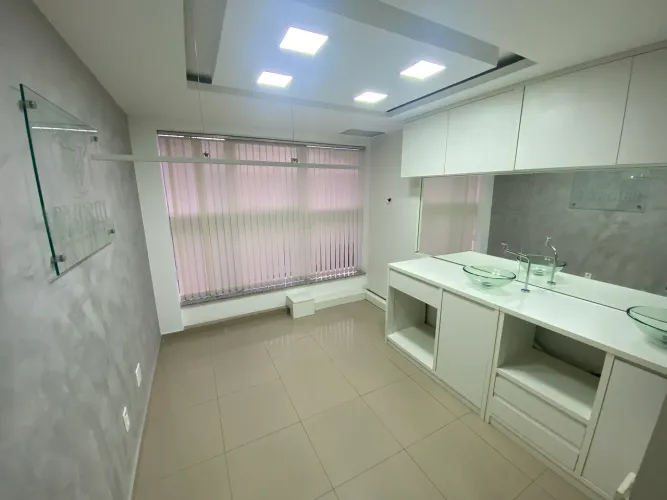 CLÍNICA MONTADA RECREIO A4 OFFICES OPORTUNIDADE
