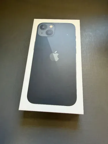 iPhone 13 - 256 GB