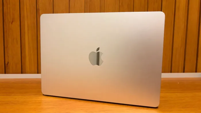 MacBook Air M4, 16GB RAM, 256GB SSD - Na garantia até 2027