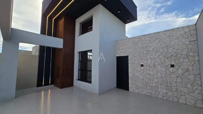 Casa Residencial 3 quartos à venda no Bairro Cristo Rei em TOLEDO por R$ 800.000,00