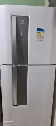 Geladeira dúplex Electrolux frosfree 382 litros