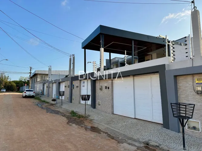 Alugo Casa de Duplex com moveis 4 Dormitórios, Eusébio -CE - Loteamento