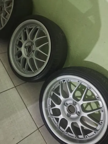 rodas 17, furação 4x100 