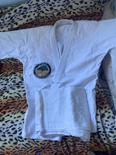 Kimono de jiujitsu branco 