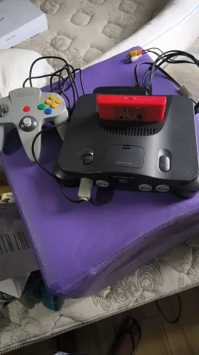Nintendo 64 com everdrive e controle com analógico novo