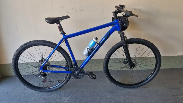 Bicicleta 29 Shimano com acessórios