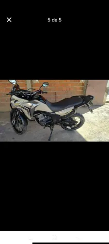XRE 300 Sahara ADV,