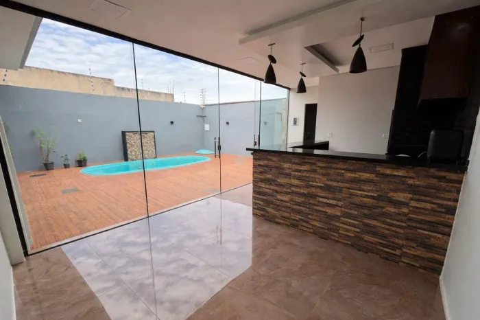 CASA COM PISCINA NO RESIDENCIAL ESPLANADA REF: 63