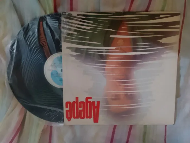 Vinil Agepê 