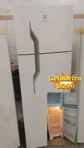 Geladeira duas portas 