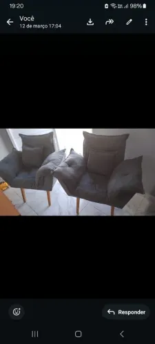 Vende-se 2 potronas 
