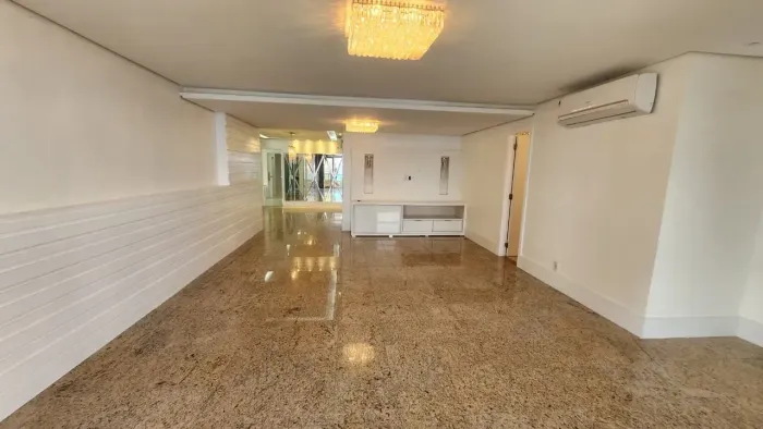 VARANDAS DO RIO NEGRO, PONTA NEGRA, ANDAR ALTO 3 SUÍTES, COM CLOSET CASAL