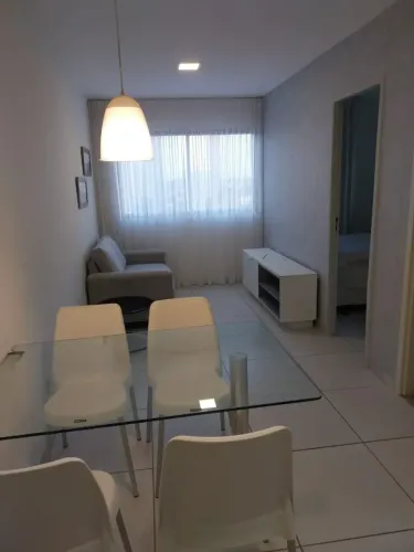 Charmoso apt muito bem mobiliado e decorado, ótima localização nos Aflitos!