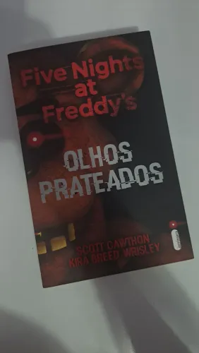 Five night's at freddy - Olhos prateados