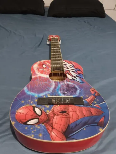 Violão infantil Homem Aranha 