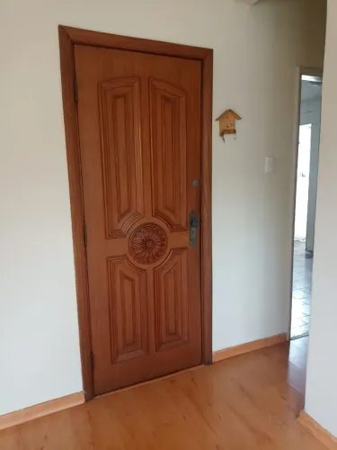 ALUGO APTO DE 2 QUARTOS NO CATUMBI