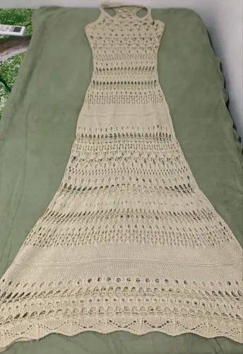 Vestido saída de praia todo de crochê 