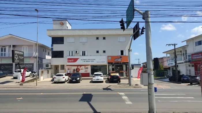 CRICIúMA - Prédio Inteiro - Santa Luzia