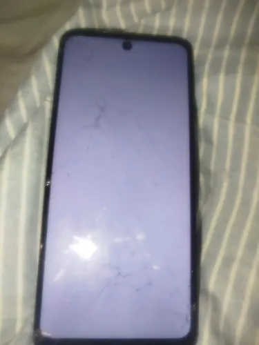 Moto G22 Tela rachada funcionando