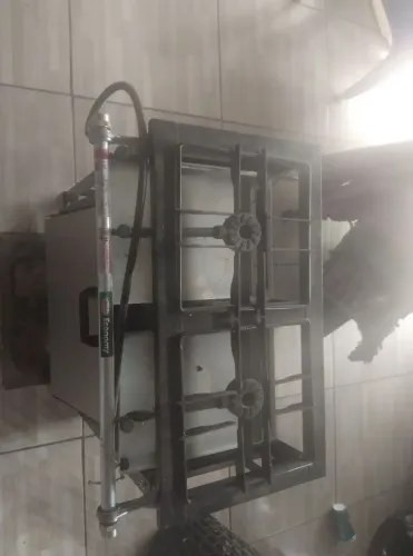 Fogão industrial duas bocas com forno
