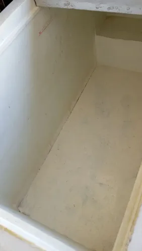 VENDO FREEZER DE DUAS PORTAS 480 LITROS MARCA FRICON . Faço a entrega 