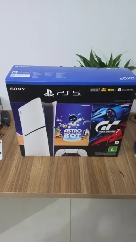 PS5 Slim Digital 825GB SSD Novo