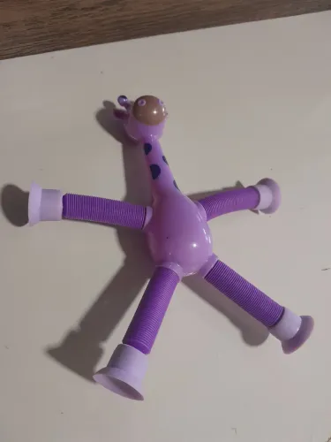 Girafa roxa articulada tubos