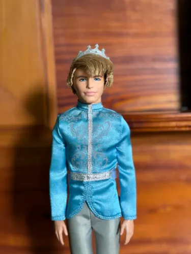 Boneco Ken Príncipe da Barbie