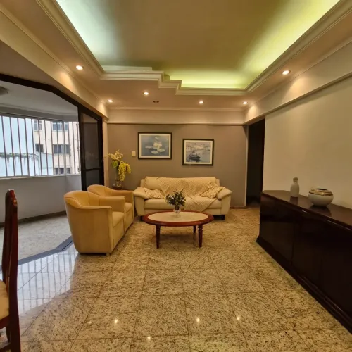 Apartamento mobiliado no Edifício Florença na Doca de Souza Franco