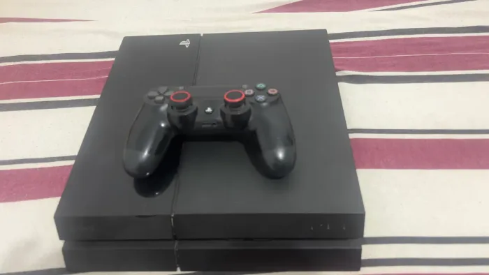 Vendo ps4 urgente