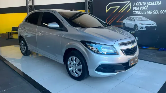 Chevrolet Onix Hatch LT 1.4 8V Flex Mec. 4P 2016