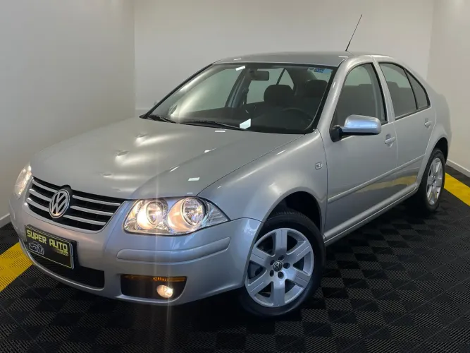 Volkswagen Bora 2.0/ 2.0 Flex 8V Mec. 2009