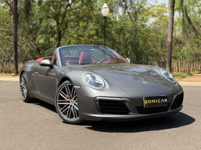 Porsche 911 Carrera 3.0 24V H6 PDK 2018
