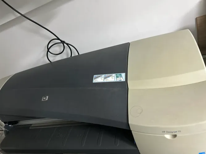 Plotter Hpdrsignjet 111 defeito 