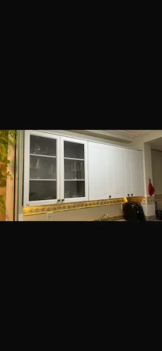 Armário AÉREO de cozinha estilo americano em excelente estado