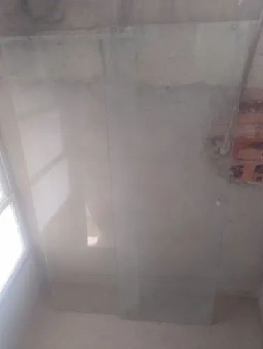 Vende se box para banheiro