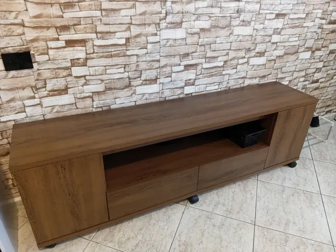 Rack Sala TV 1,80 MDF com rodízios
