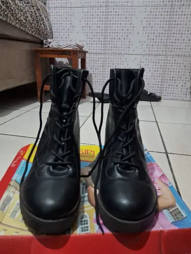 Bota preta da mississipi