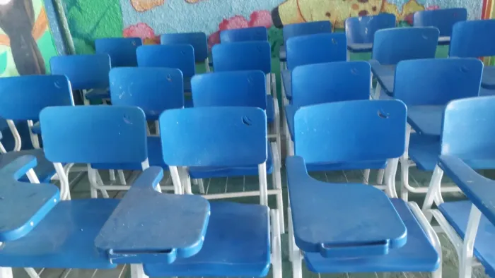 Carteiras escolares infanto-juvenil