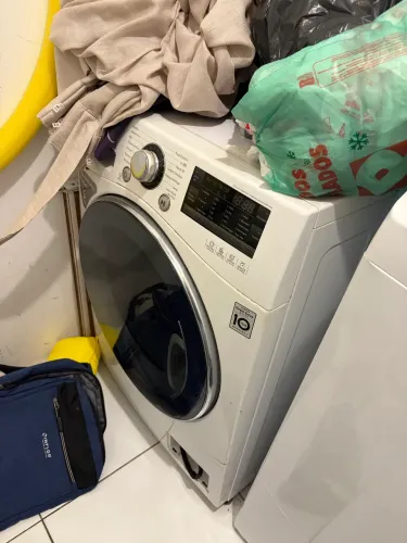 Lava e seca LG