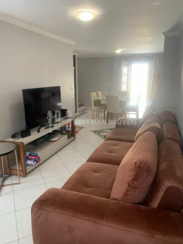 Sobrado com 3 dormitórios à Venda, 264 m² - Jardim São Caetano.