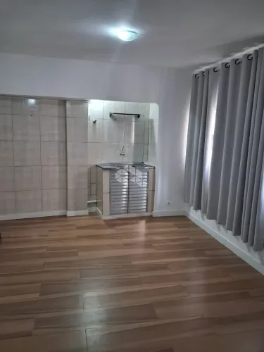 Vendo Lindo Apartamento Semimobiliado no Centro Histórico de SP
